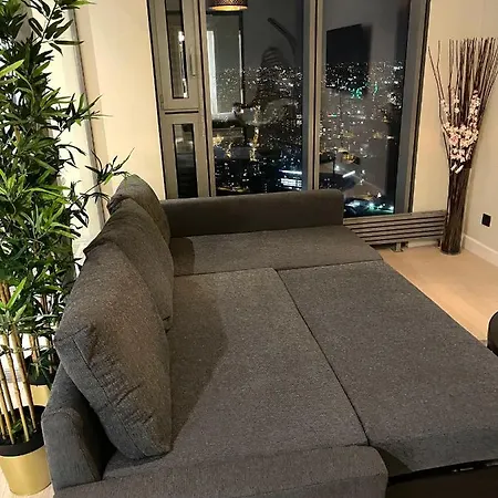 아파트 Skyland - 54th Floor Big Luxury Loft 이스탄불